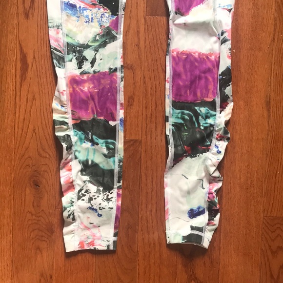 Lululemon leggings - Picture 2 of 4